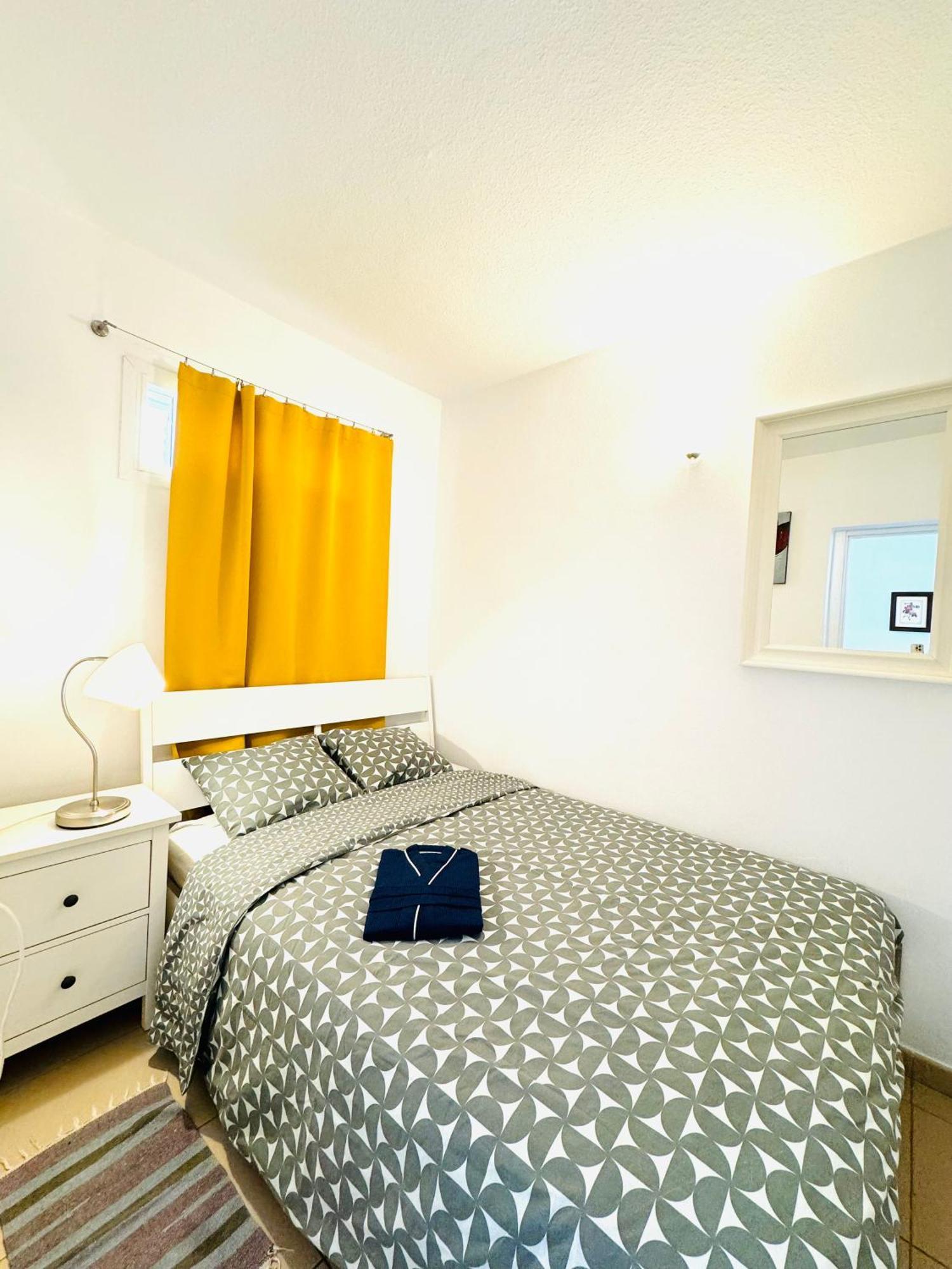 Azahara Playa Iii Apartament *